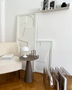 Likya Verge Wanddekoration aus Holz in Weiß von Likya Atelier