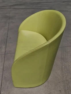 Limettengrünes Intervista Loveseat Ledersofa von Poltrona Frau, Italien, 1989