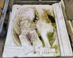 Lion of Saint Mark with Motto in Botticino Marble, Serenissima, 19th Century