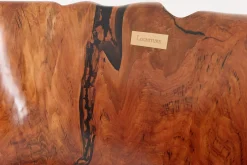 Live Edge Badewanne aus Holz von Logniture