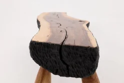 Live Edge Bank aus Nussholz von Logniture