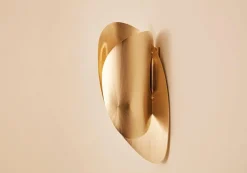 Längliche mittelgroße Dune Wandlampe von Jennifer Midoz