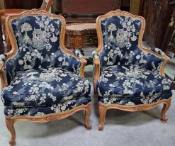 Louis XV Bergère Armlehnstühle mit Japonisme Tapisserie, 2er Set
