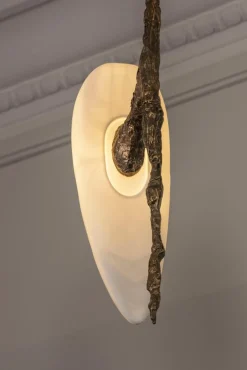 Lv-426 Vertical 3 Diffuser Hängelampe aus Patinierter Gussbronze von William Guillon
