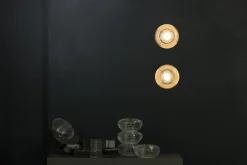Macchiato W1 Skulpturale Wandlampe aus mundgeblasenem Glas von Alex Fitzpatrick für Adesignstudio
