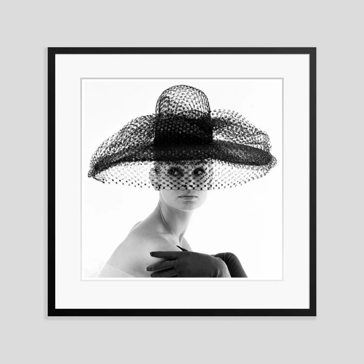 Madame Paulette Hat Druck von John French