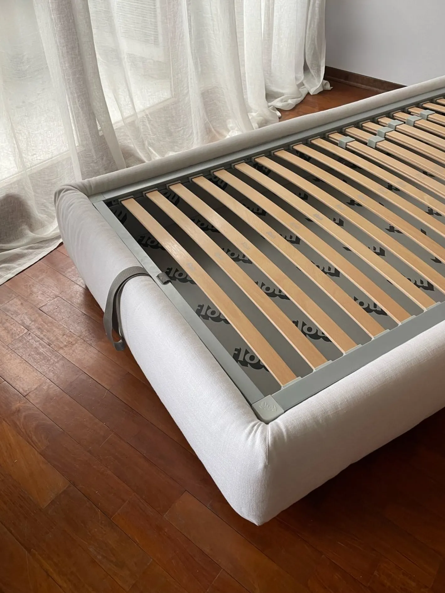 Merkurio Einzelbett von Rodolfo Dordoni für Flou, 2010
