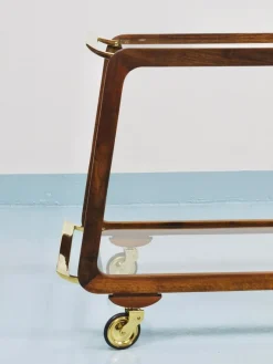Mid-Century Barwagen aus Nussholz & Messing von Oswald Haerdtl, 1950er