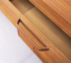 Mid-Century Frisiertisch aus Teak von Gordon Russell, 1960er