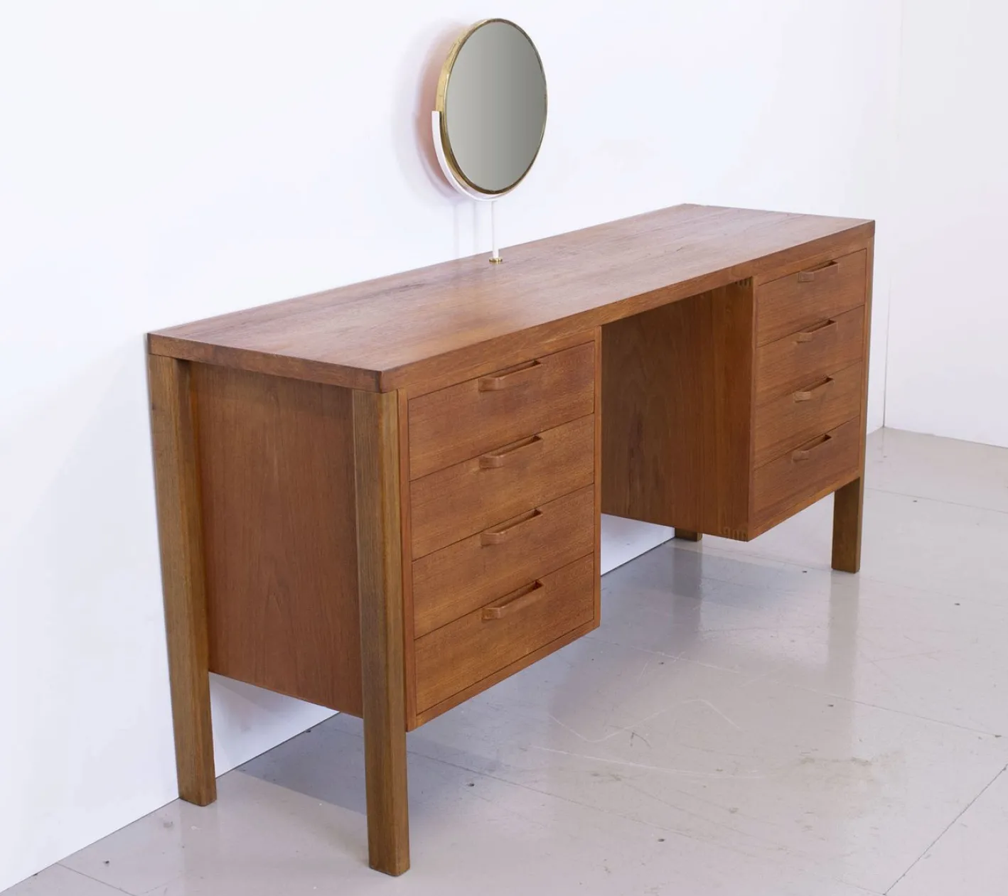 Mid-Century Frisiertisch aus Teak von Gordon Russell, 1960er