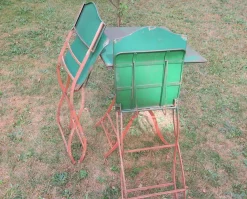 Mid-Century Gartentisch & Stühle aus lackiertem Eisen im Used-Look, 3 . Set