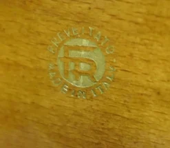 Mid-Century Gentleman's Dienersessel aus Buche & Vinyl von Breveitato, 1950