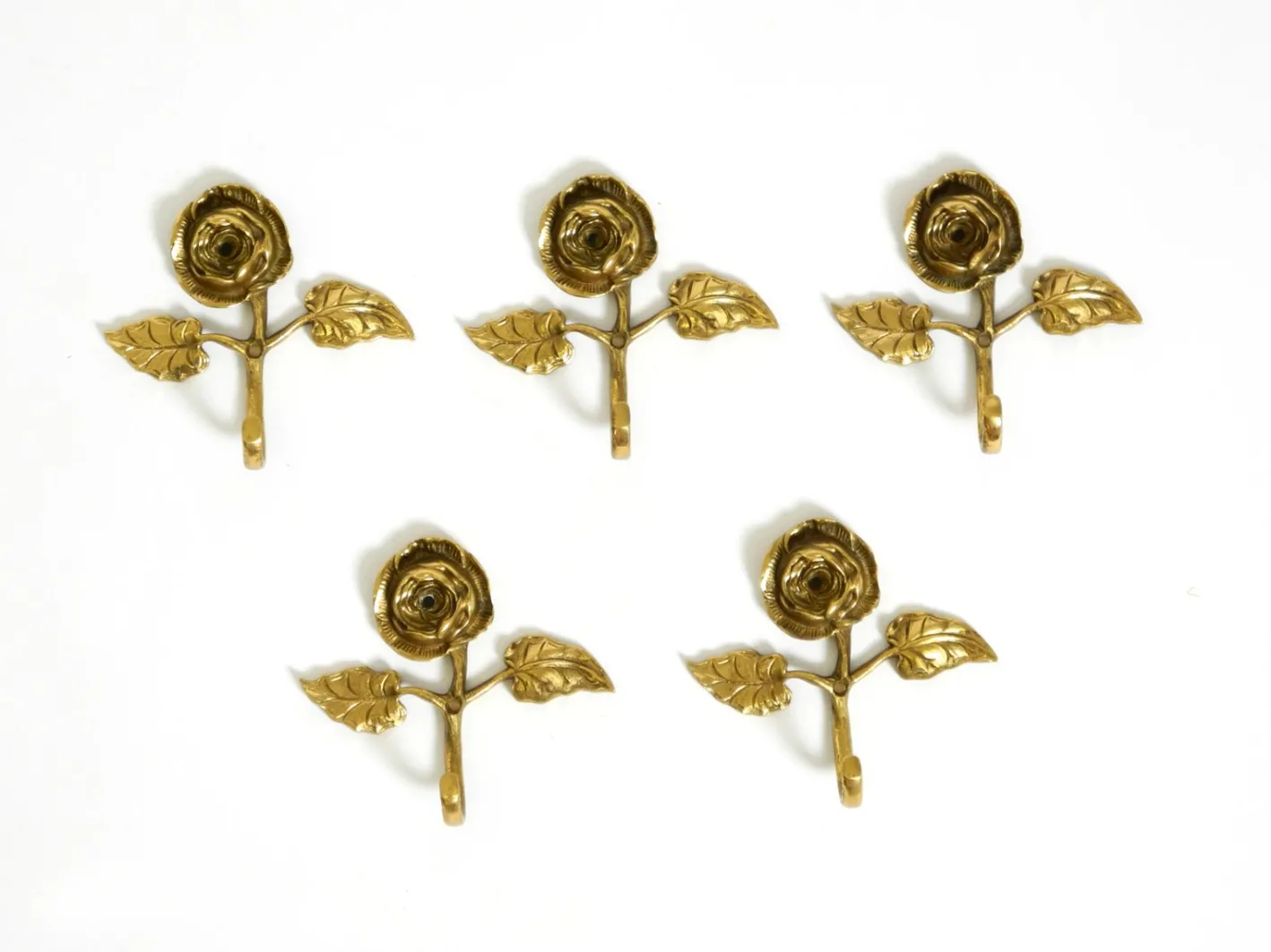 Mid-Century Kleiderhaken aus Messing in Rosen-Optik, 1950er, 5er Set
