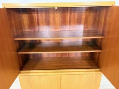 Mid-Century Kleiderschrank aus Kiefernholz, 1960er