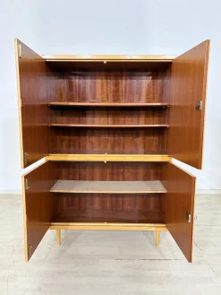 Mid-Century Kleiderschrank aus Kiefernholz, 1960er