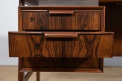 Mid-Century Modell 75 Freistehender Schreibtisch aus Teak von Omann Jun, Dänemark, 1960er