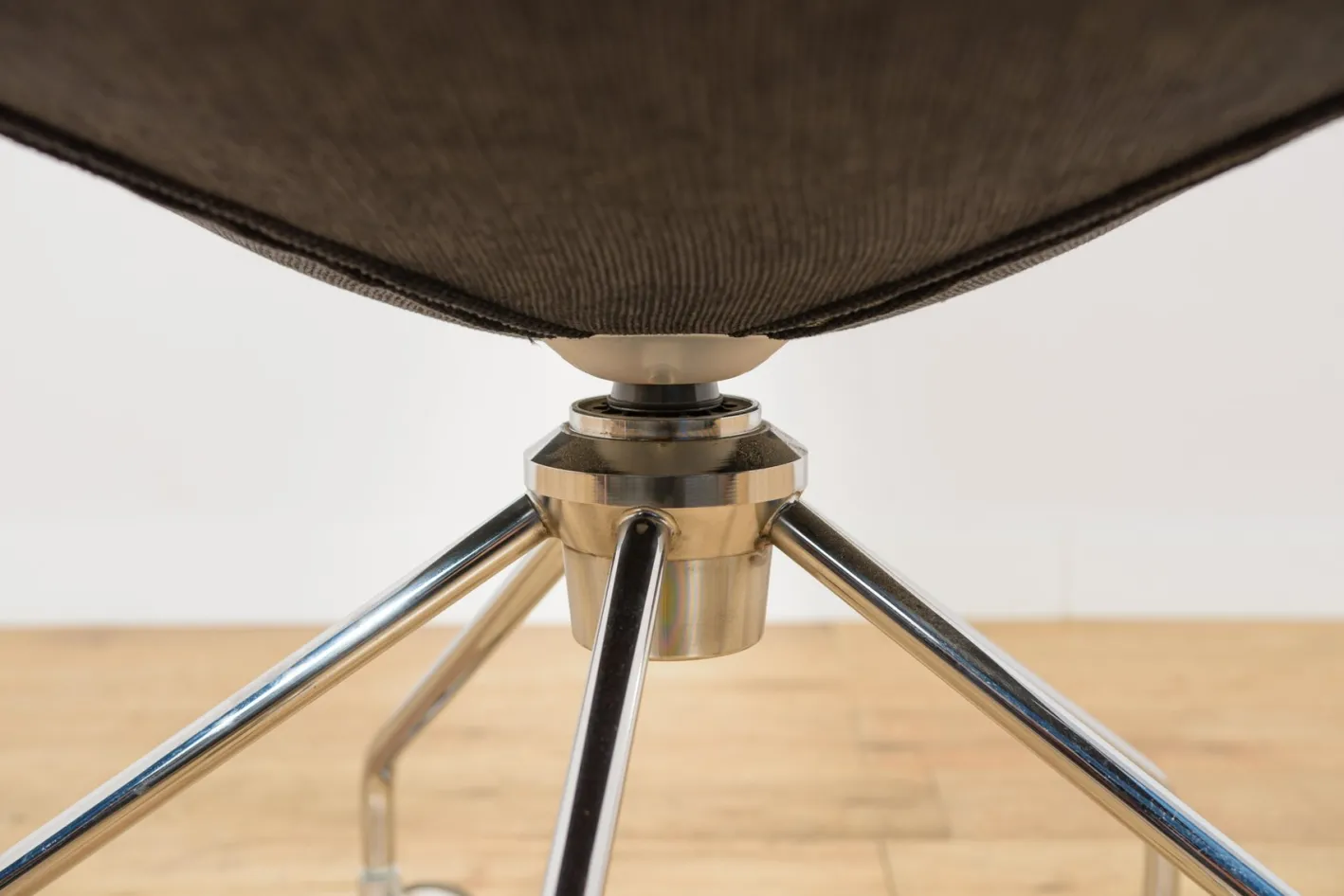 Mid-Century Modern Comet Konferenzstühle von Gunilla Allard für Lammhults, Sweden, 1990er, 8er Set