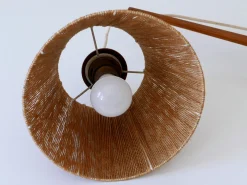 Mid-Century Moderne Swing Teak & Sisal Wandlampe, Dänemark, 1960er