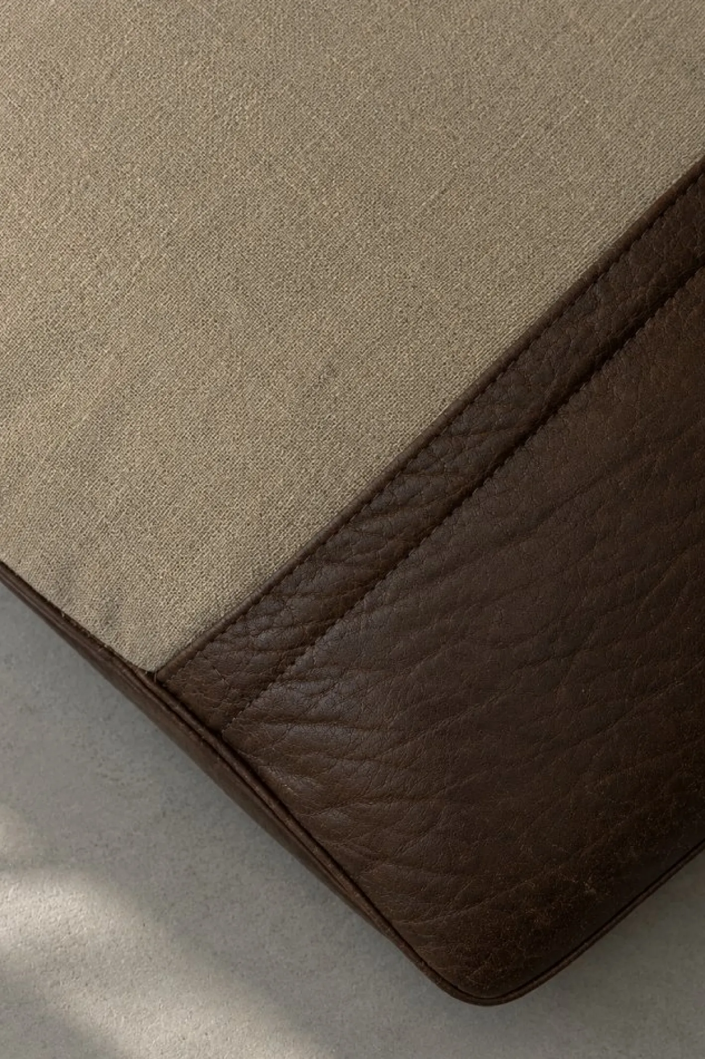 Mid-Century Modern Leder Cromwell Sofa von Arne Norell, 1960er