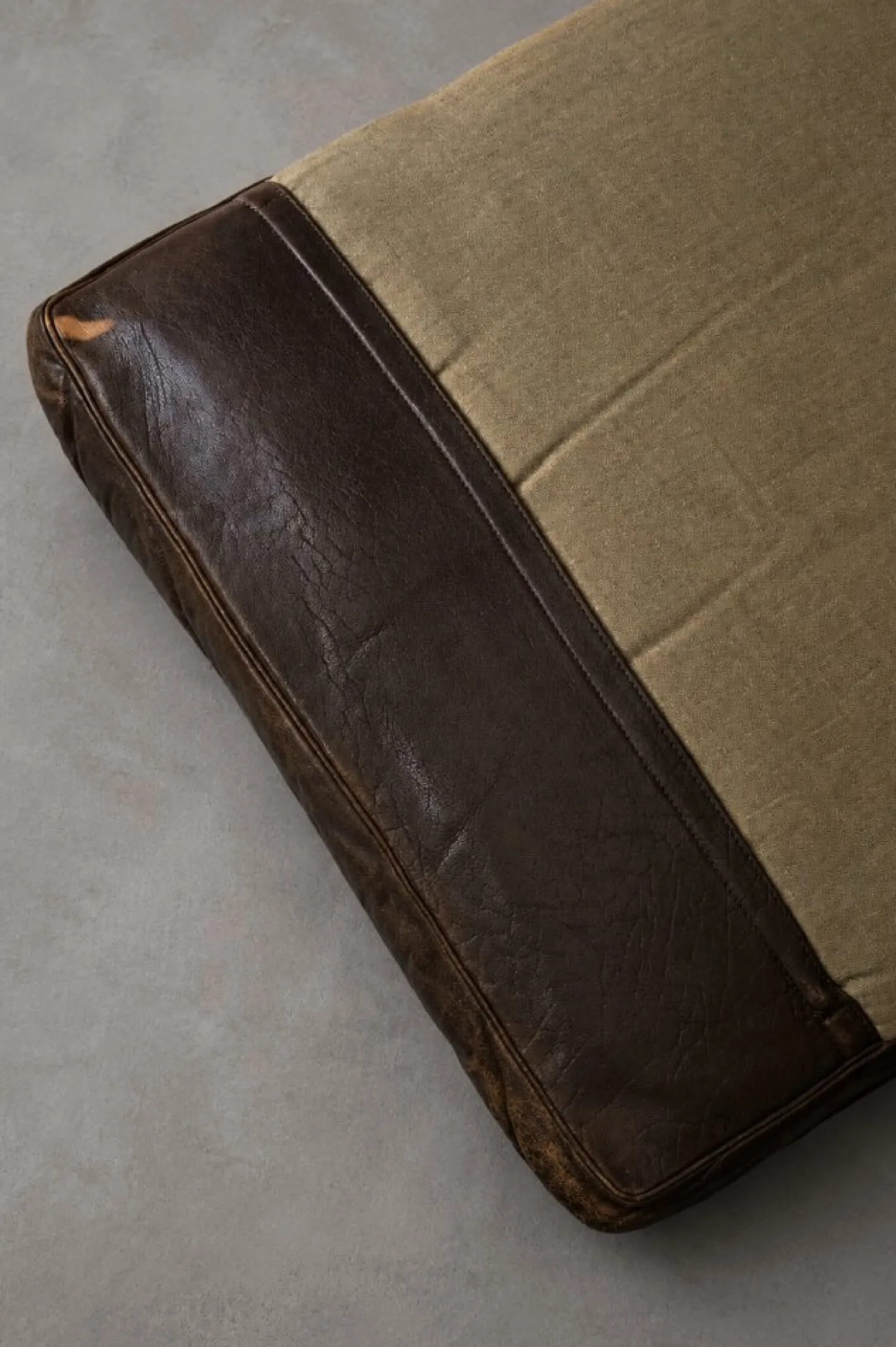 Mid-Century Modern Leder Cromwell Sofa von Arne Norell, 1960er