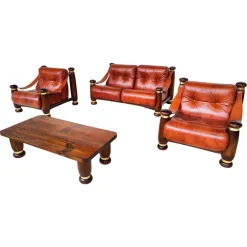 Mid-Century Modern Leder & Holz Sofa, Sessel & Tisch, Italien, 1970er, 4er Set