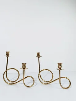 Mid-Century Modern Messing Kerzenhalter im Stil von Josef Frank, 1950er, 2er Set