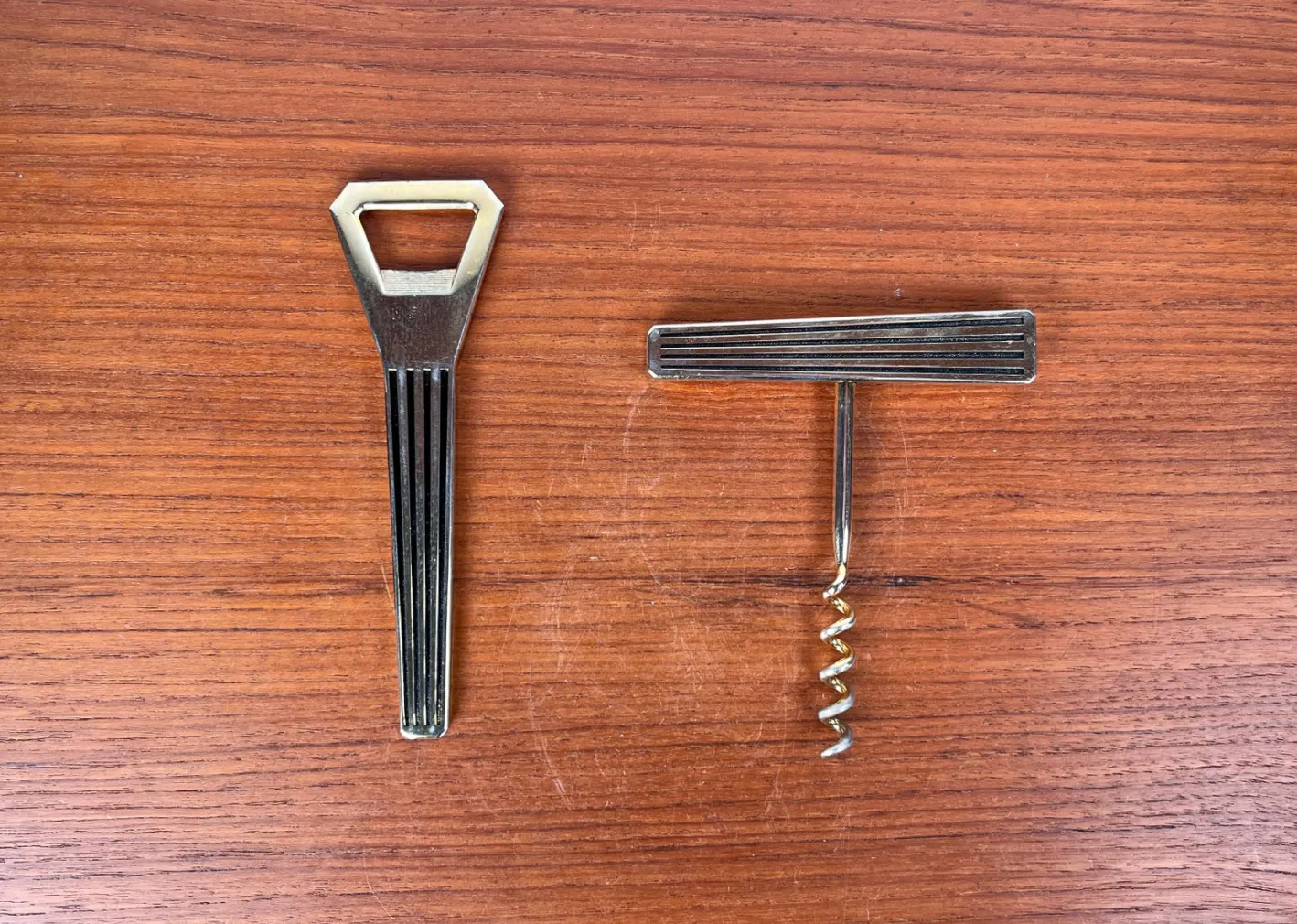 Mid-Century Modern Metall Korkenzieher & Flaschenöffner, 1960er, 2er Set