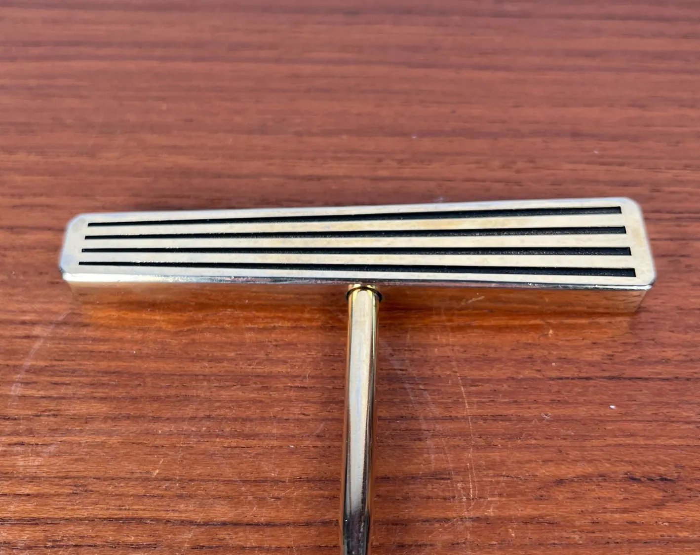 Mid-Century Modern Metall Korkenzieher & Flaschenöffner, 1960er, 2er Set