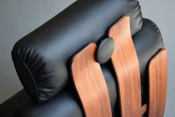 Mid-Century Modern Schaukelstuhl aus Schichtholz & Leder