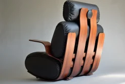 Mid-Century Modern Schaukelstuhl aus Schichtholz & Leder