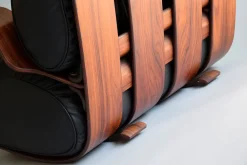 Mid-Century Modern Schaukelstuhl aus Schichtholz & Leder
