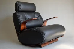 Mid-Century Modern Schaukelstuhl aus Schichtholz & Leder