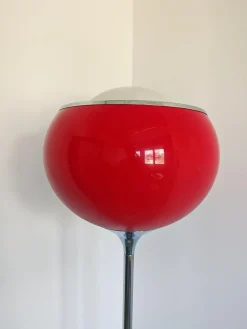Mid-Century Modern Stehlampe von Guzzini, 1960er