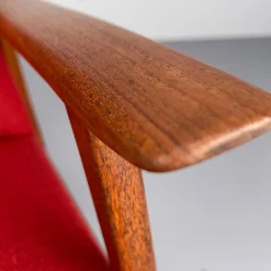Mid-Century Modern Teak Schaukelstuhl mit rostroter Wolle, 1960er