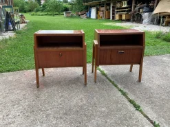 Mid-Century Nachttisch von Varia, 1950er, 2er Set