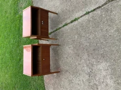 Mid-Century Nachttisch von Varia, 1950er, 2er Set