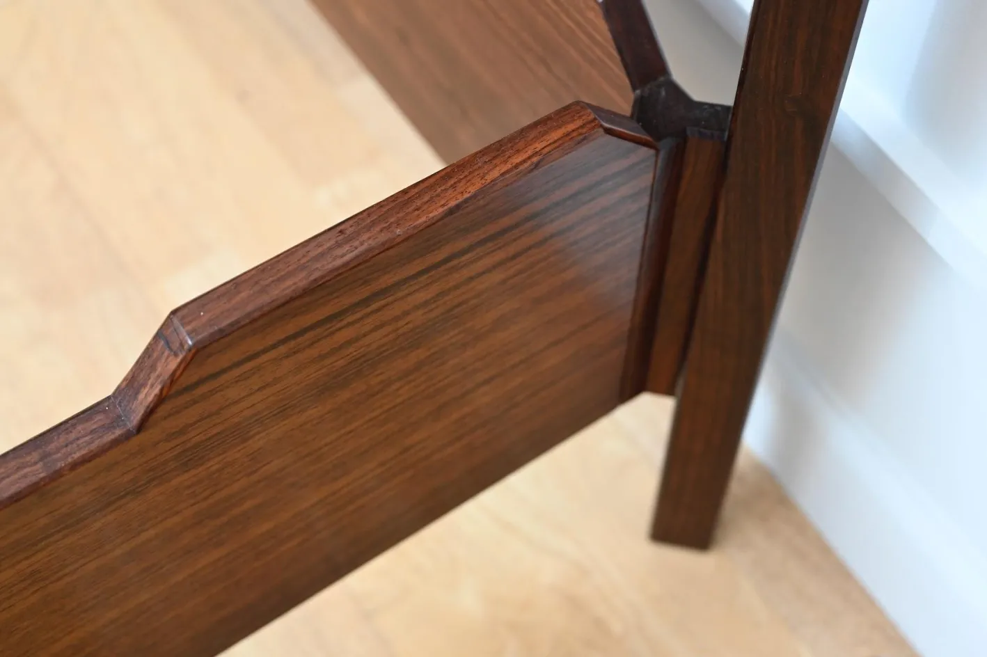 Mid-Century Palisander Bett von Poggi, 1960er