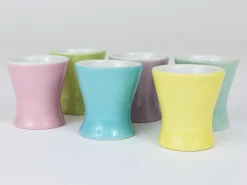Mid-Century Pastell Gänseblümchen Porzellan Eierbecher von Lilien, Österreich, 1950er, 6 . Set