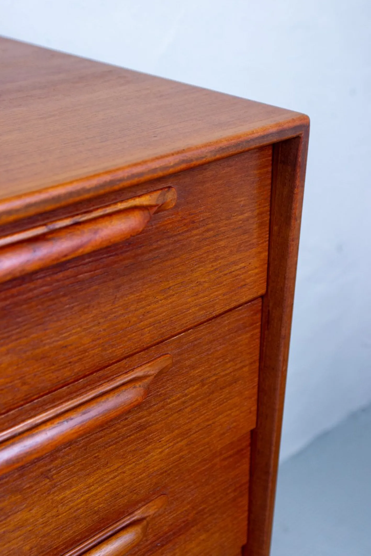 Mid-Century RT200 Sideboard aus Teak von Heinrich Riestenpatt, 1960er