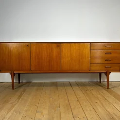 Mid-Century Sideboard aus Teak, 1960er