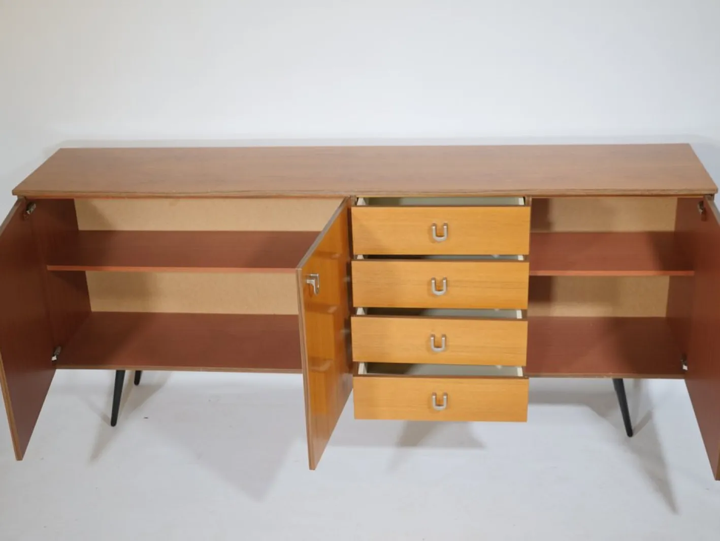Mid-Century Sideboard aus Teak, 1960er
