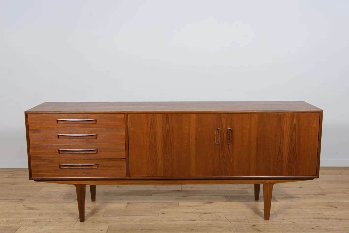 Mid-Century Sideboard aus Teak von G-Plan, 1960er