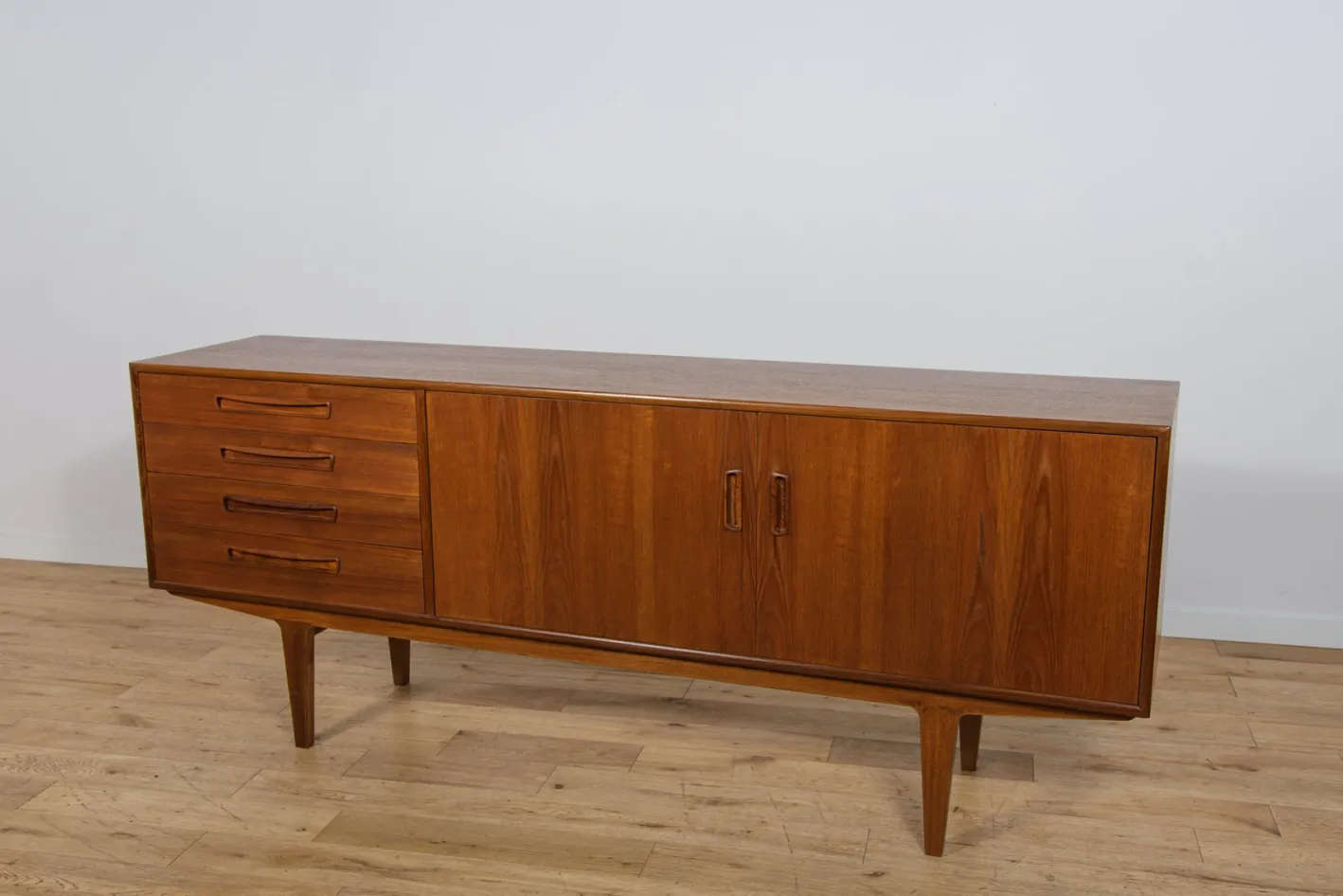 Mid-Century Sideboard aus Teak von G-Plan, 1960er