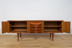 Mid-Century Sideboard aus Teak von John Herbert für A.Younger Ltd, 1960er