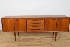 Mid-Century Sideboard aus Teak von John Herbert für A.Younger Ltd, 1960er