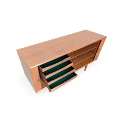 Mid-Century Sideboard aus Teak von Svend Aage Larsen für Faarup Møbelfabrik, 1960er