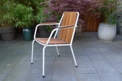 Mid-Century Skandinavisches Gartenstuhl aus Teakholz und Stahlrohr von Daneline, 1960er