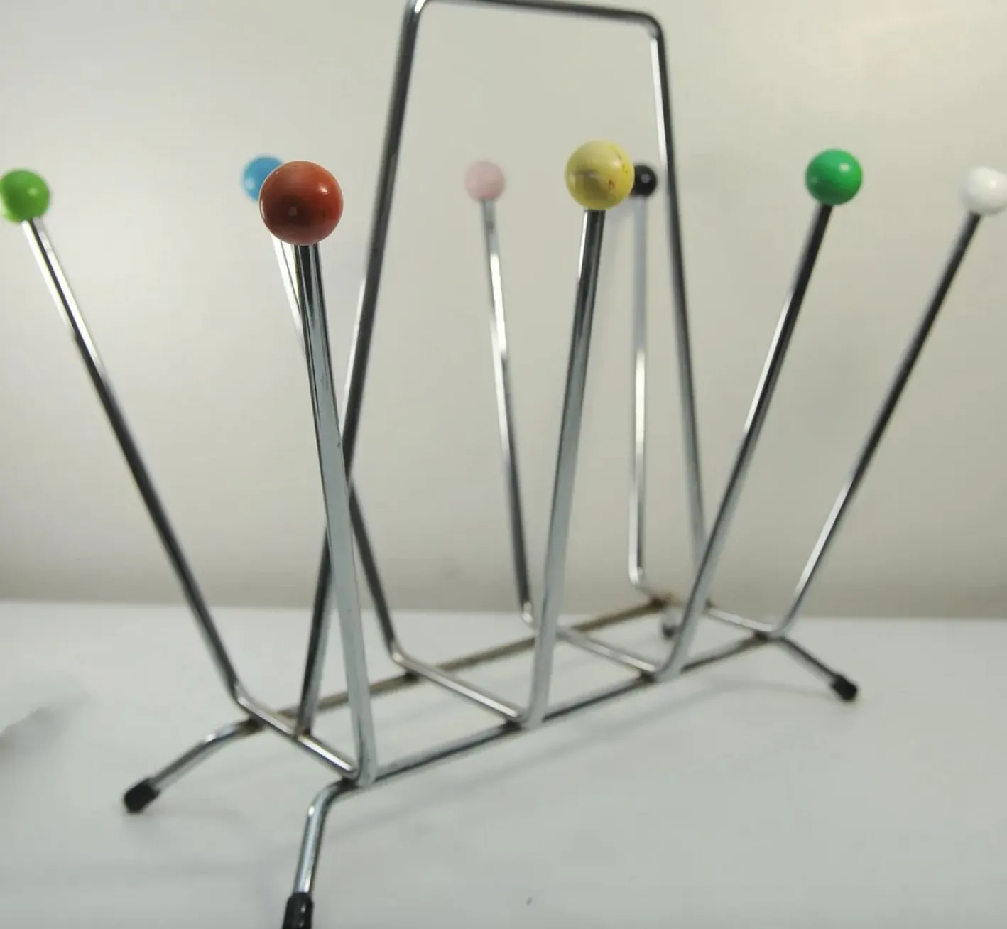 Mid-Century Space Age Sputnik Atomic Zeitschriftenhalter aus Chrom & Holz, 1970er