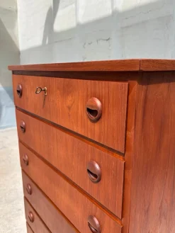Mid-Century Teak Highboard von FDB Møbler, 1960er