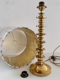Mid-Century Tischlampe aus Messing mit Ikat Schirm, 1970er
